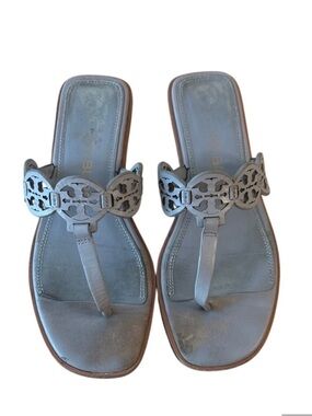 Tory Burch Mini Miller Thong Sandals 7 Blue Tiny Medallion‎ Logo